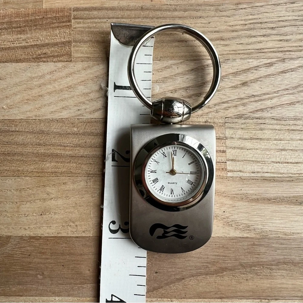 Princess cruises Stainless steel keychain watch NEW BATTERY